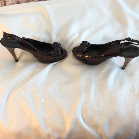 Joan & David Bronze w/Gold Heel Stilettos Size 7 - Picture 4 of 5